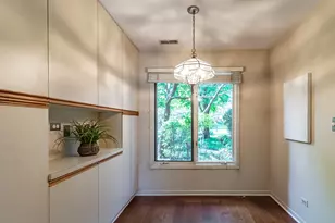 1071 Deerfield Pl, Highland Park, IL 60035 - Photo 10