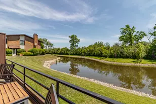1071 Deerfield Pl, Highland Park, IL 60035 - Photo 1
