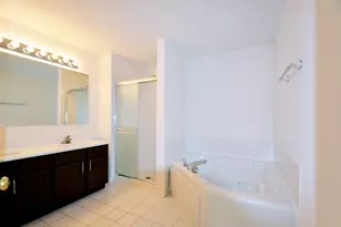208 Westminster Dr, Bloomingdale, IL 60108 - Photo 20