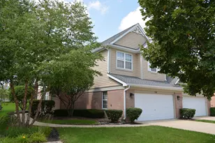 208 Westminster Dr, Bloomingdale, IL 60108 - Photo 1