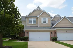 208 Westminster Dr, Bloomingdale, IL 60108 - Photo 2