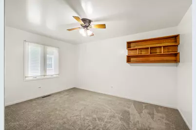98 Brookside Drive, Elgin, IL 60123 - Photo 16