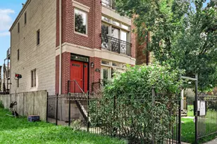 6345 S Ingleside Ave, Chicago, IL 60637 - Photo 1