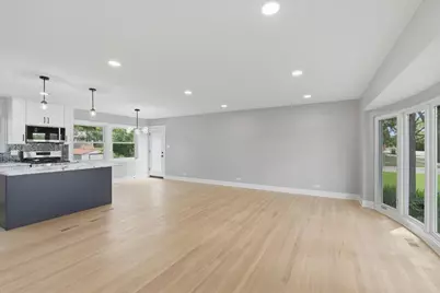 10 Linden Avenue, Buffalo Grove, IL 60089 - Photo 6
