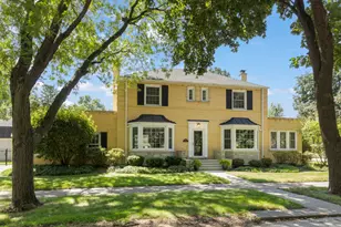 6557 N Ponchartrain Blvd, Chicago, IL 60646 - Photo 1