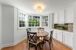 6557 N Ponchartrain Blvd, Chicago, IL 60646 - Photo 10