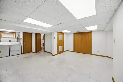 5948 S Komensky Avenue, Chicago, IL 60629 - Photo 18