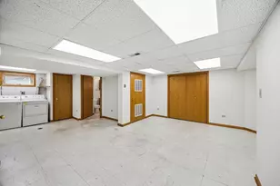 5948 S Komensky Ave, Chicago, IL 60629 - Photo 18