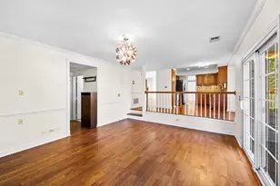 97 E Harbor Dr, Lake Zurich, IL 60047 - Photo 10