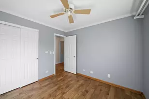97 E Harbor Dr, Lake Zurich, IL 60047 - Photo 12