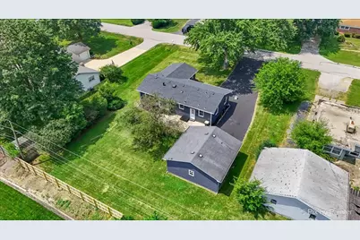 355 Hilltop Drive, North Aurora, IL 60542 - Photo 18