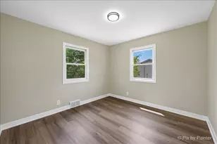 355 Hilltop Dr, North Aurora, IL 60542 - Photo 10