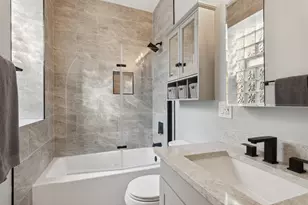 1657 W Addison St, Chicago, IL 60613 - Photo 12