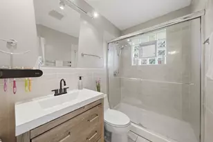 7928 Arcadia St, Morton Grove, IL 60053 - Photo 22