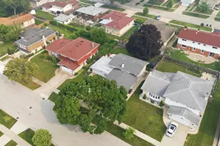 7928 Arcadia St, Morton Grove, IL 60053 - Photo 32