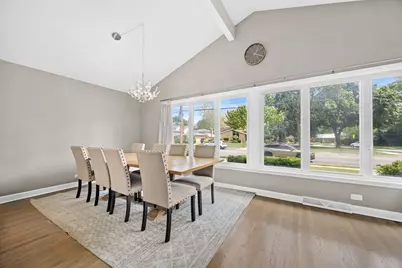 8104 Gross Point Road, Morton Grove, IL 60053 - Photo 6