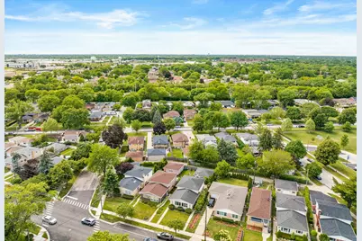 8104 Gross Point Road, Morton Grove, IL 60053 - Photo 34