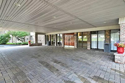 841 N York Road #226, Elmhurst, IL 60126 - Photo 4