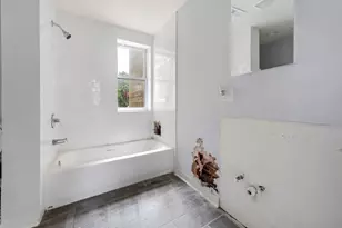 7726 S Kingston Ave, Chicago, IL 60649 - Photo 24