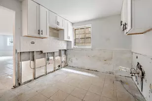 7726 S Kingston Ave, Chicago, IL 60649 - Photo 30