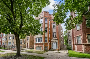 7726 S Kingston Ave, Chicago, IL 60649 - Photo 1