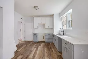 7726 S Kingston Ave, Chicago, IL 60649 - Photo 22