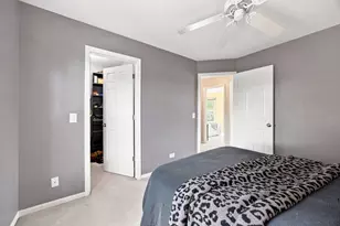 1050 Hampshire Ln, Elgin, IL 60120 - Photo 28