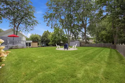 1050 Hampshire Lane, Elgin, IL 60120 - Photo 44