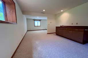 721 Valley View Dr, Fulton, IL 61252 - Photo 18