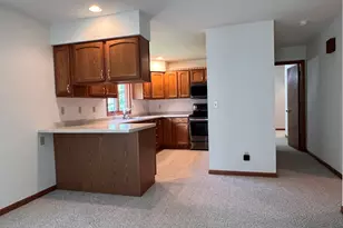 721 Valley View Dr, Fulton, IL 61252 - Photo 10