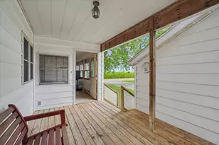 208 N Oak St, Buckley, IL 60918 - Photo 28
