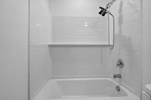 17317 Roscommon Rd, Tinley Park, IL 60477 - Photo 22
