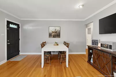 8725 Sproat Avenue, Oak Lawn, IL 60453 - Photo 4