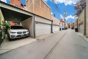 2042 N Racine Ave, Chicago, IL 60614 - Photo 32