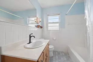 1041 E 8th St, Lockport, IL 60441 - Photo 16