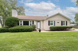 1098 Karner Dr, Joliet, IL 60433 - Photo 2