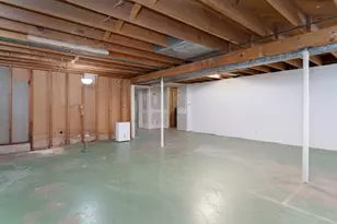 1098 Karner Dr, Joliet, IL 60433 - Photo 36