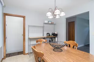 1098 Karner Dr, Joliet, IL 60433 - Photo 26