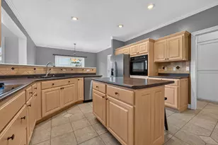 41 Pebblebrook Ct, Bloomington, IL 61705 - Photo 24