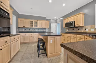 41 Pebblebrook Ct, Bloomington, IL 61705 - Photo 22