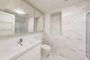 2142 N Oakley Ave, Chicago, IL 60647 - Photo 8
