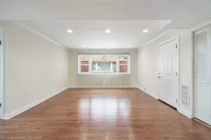 1194 S Kenilworth Ave, Oak Park, IL 60304 - Photo 12