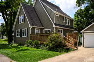 331 E Indiana St, Wheaton, IL 60187 - Photo 4