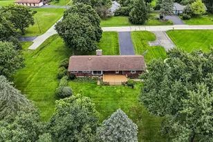 24422 W Cherokee Trail, Grayslake, IL 60030 - Photo 4