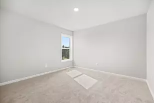828 Blackhawk Dr, Braidwood, IL 60408 - Photo 26