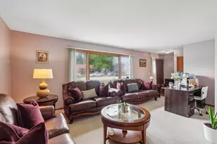 5441 S Ashland Ave, Countryside, IL 60525 - Photo 6