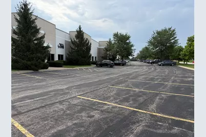 333 Charles Court, West Chicago, IL 60185 - Photo 2