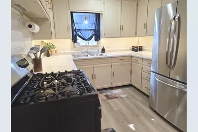 233 S Randolph Avenue, Bradley, IL 60915 - Photo 6