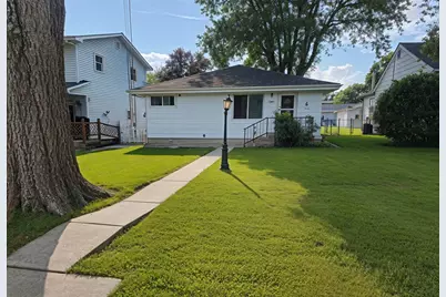 233 S Randolph Avenue, Bradley, IL 60915 - Photo 1