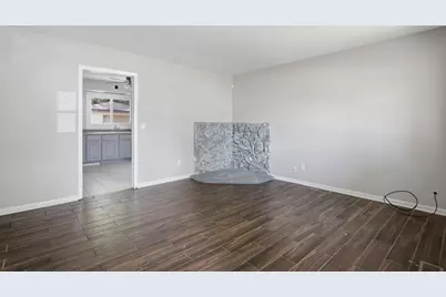 703 Circle Drive, University Park, IL 60484 - Photo 4